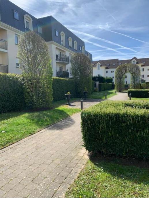 Les Jardins De Magny. Magny-le-Hongre