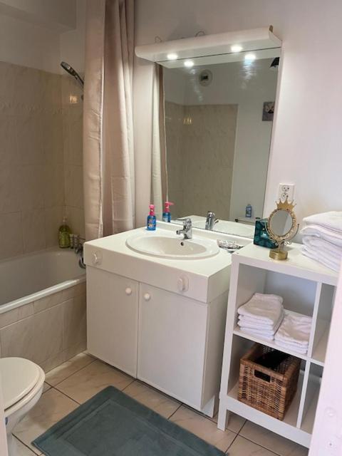 Apartamento Les Jardins De Magny. *